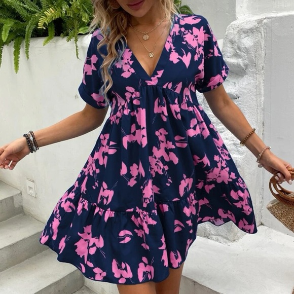 Floral Print Batwing Sleeve Ruffle Hem Smock Dress - Picture 1 of 9